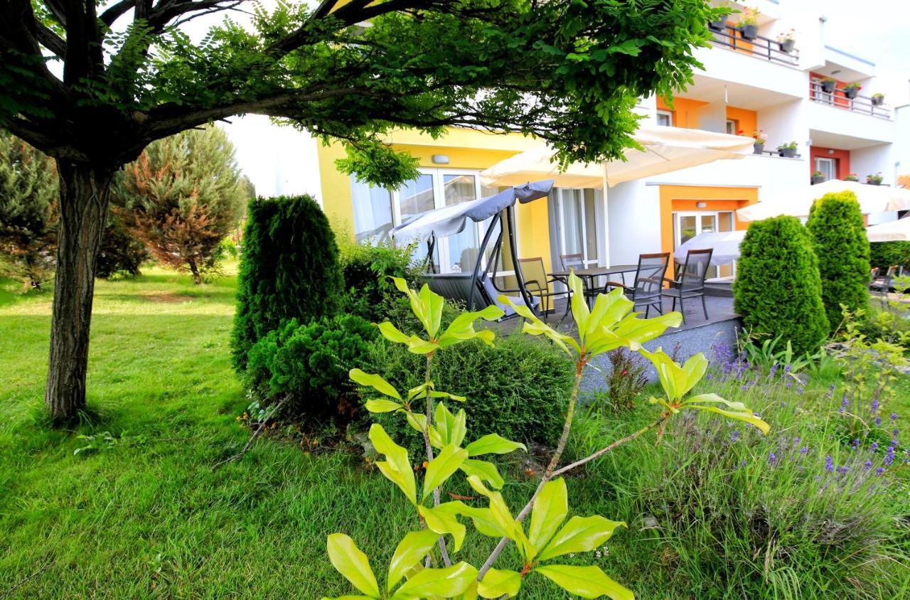 Stayinn Rainbow Houses Beachfront By Asteri Hotels Słoneczny Brzeg Zewnętrze zdjęcie