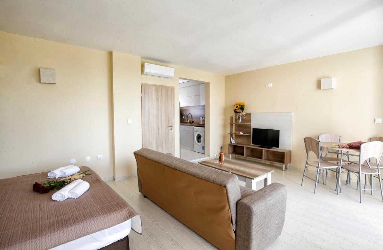Stayinn Rainbow Houses Beachfront By Asteri Hotels Słoneczny Brzeg Zewnętrze zdjęcie