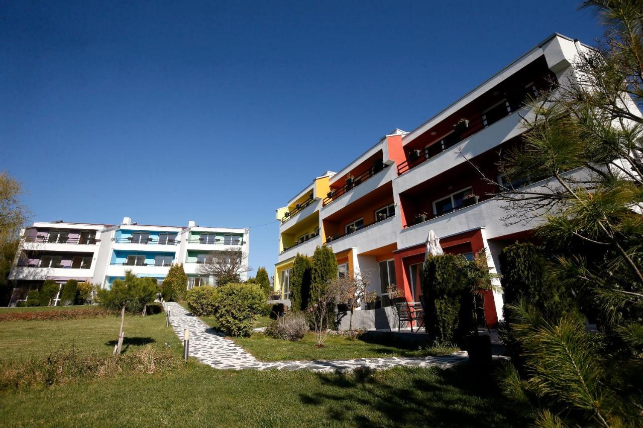 Stayinn Rainbow Houses Beachfront By Asteri Hotels Słoneczny Brzeg Zewnętrze zdjęcie